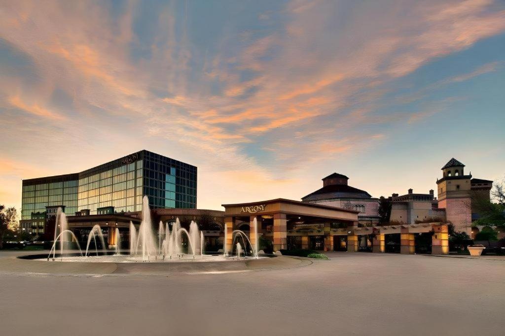 Argosy Casino Hotel & Spa Riverside Εξωτερικό φωτογραφία