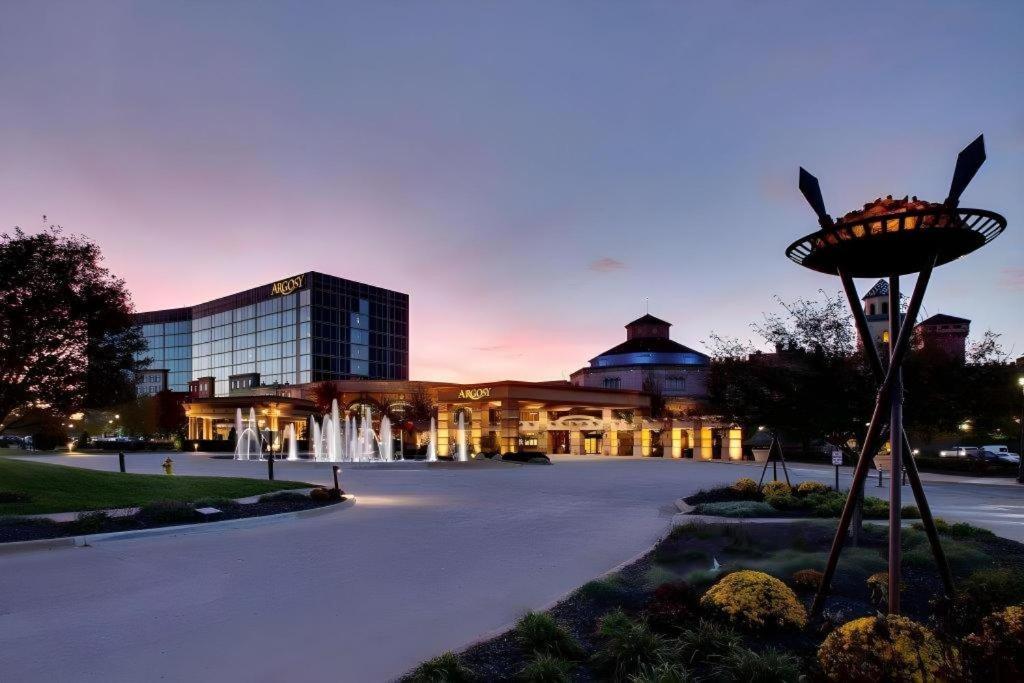Argosy Casino Hotel & Spa Riverside Εξωτερικό φωτογραφία