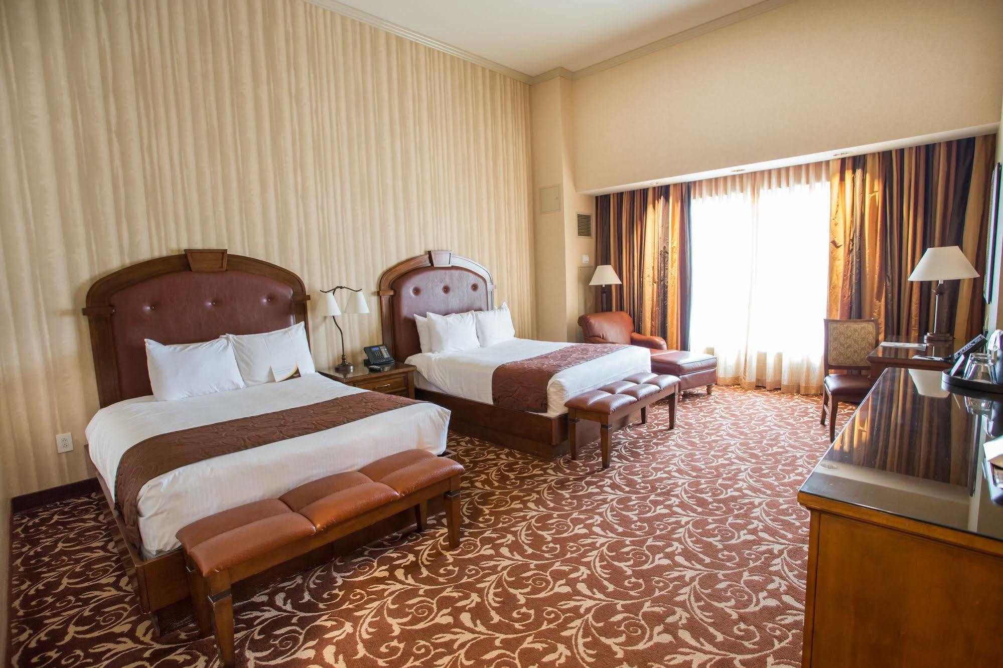 Argosy Casino Hotel & Spa Riverside Εξωτερικό φωτογραφία